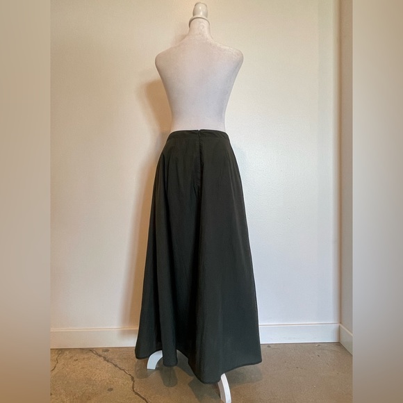 Hidden Forest Market Skirt Size Medium - Picture 5 of 6